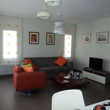 Violeta Apartments Lefkáda エクステリア 写真