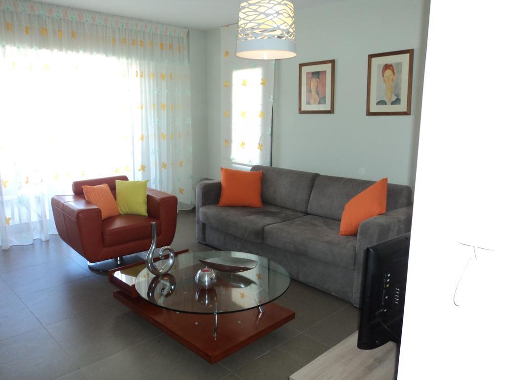 Violeta Apartments Lefkáda エクステリア 写真